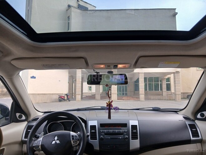 Mitsubishi Outlander 2008, 223,000 km - 3.0 л - Xırdalan