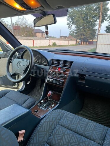 Mercedes C 200 1994, 564,603 km - 2.0 l - Lənkəran