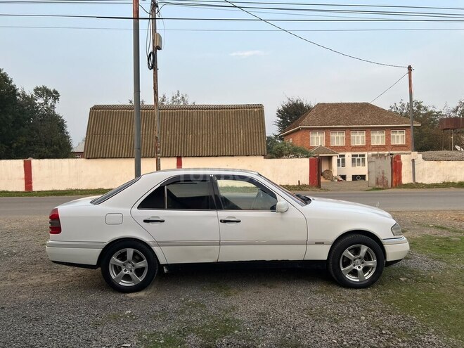 Mercedes C 200 1994, 564,603 km - 2.0 l - Lənkəran