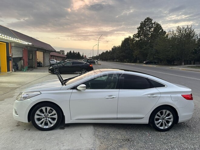 Hyundai Azera 2012, 225,000 km - 2.4 l - Beyləqan