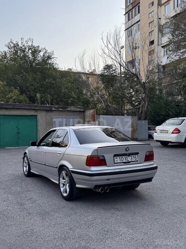 BMW 318 1993, 386,000 km - 1.8 l - Bakı