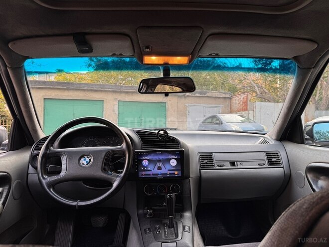 BMW 318 1993, 386,000 km - 1.8 l - Bakı