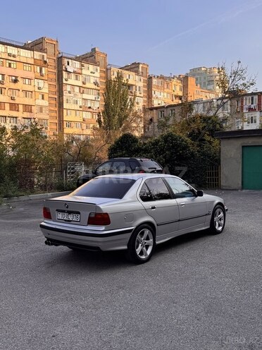BMW 318 1993, 386,000 km - 1.8 l - Bakı