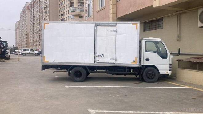 Isuzu NKR 55 L 2007, 630,000 km - 2.8 l - Quba