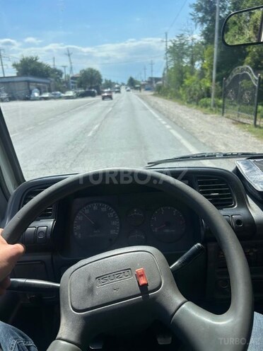 Isuzu NKR 55 L 2007, 630,000 km - 2.8 l - Quba