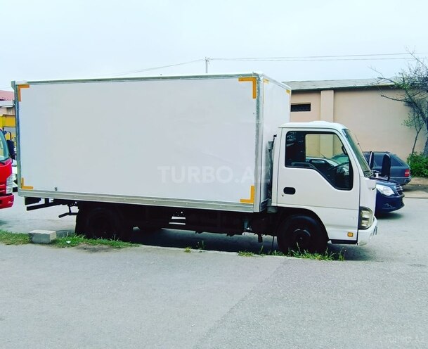 Isuzu NKR 55 L 2007, 630,000 km - 2.8 l - Quba