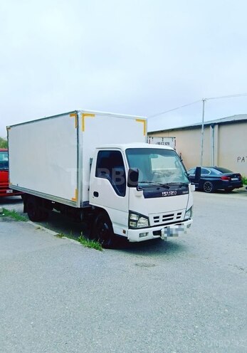 Isuzu NKR 55 L 2007, 630,000 km - 2.8 l - Quba