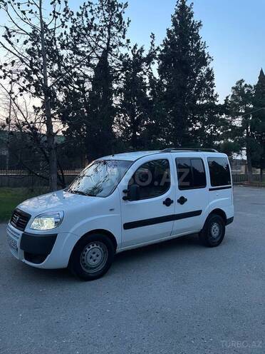 Fiat Doblo 2014, 250,000 km - 1.4 l - Bakı