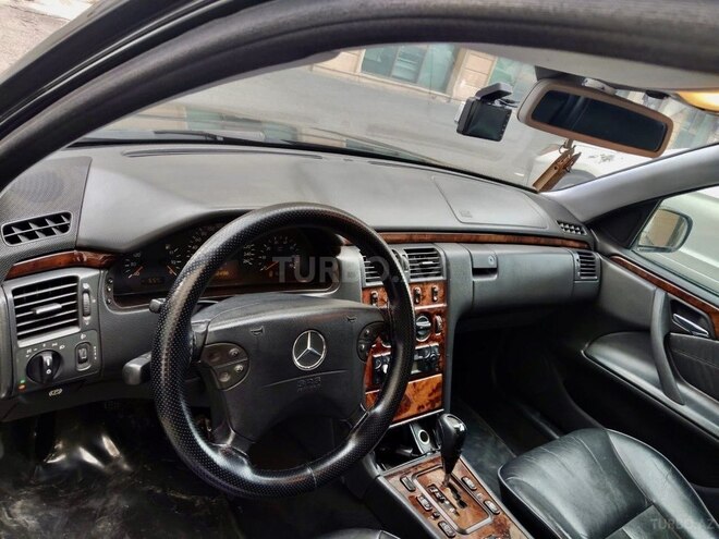 Mercedes E 280 2000, 269,000 km - 2.8 l - Bakı