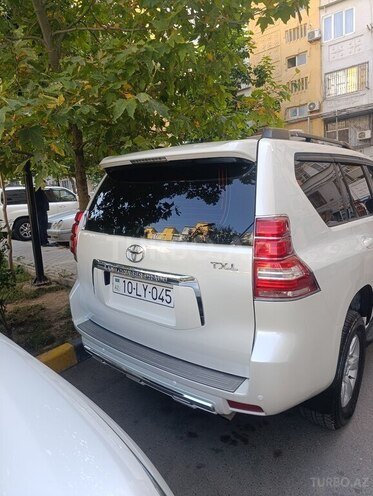 Toyota Land Cruiser Prado 2011, 299,000 km - 2.7 l - Bakı