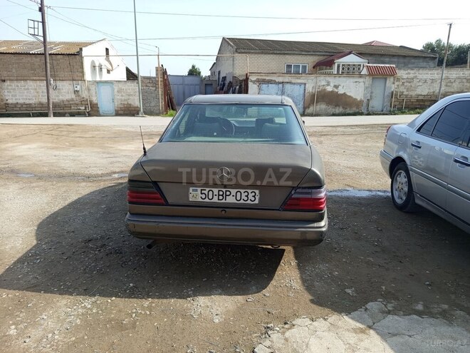Mercedes 200 E 1988, 365,703 km - 2.0 l - Bakı