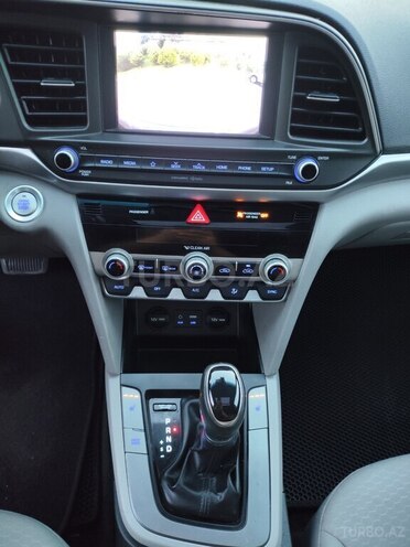 Hyundai Elantra 2019, 116,000 km - 2.0 l - Bakı