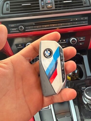 BMW 528 2015, 236,000 km - 2.0 л - Bakı