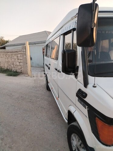 Mercedes 208 D 1994, 525,252 km - 2.9 л - Naxçıvan