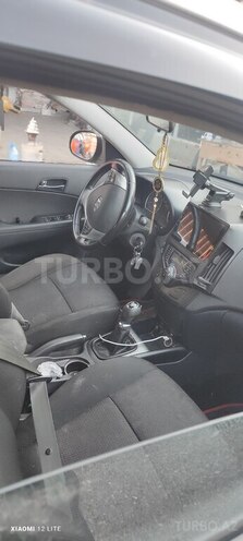 Hyundai i30 2011, 290,000 km - 1.4 л - Masallı