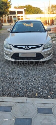 Hyundai i30 2011, 290,000 km - 1.4 л - Masallı