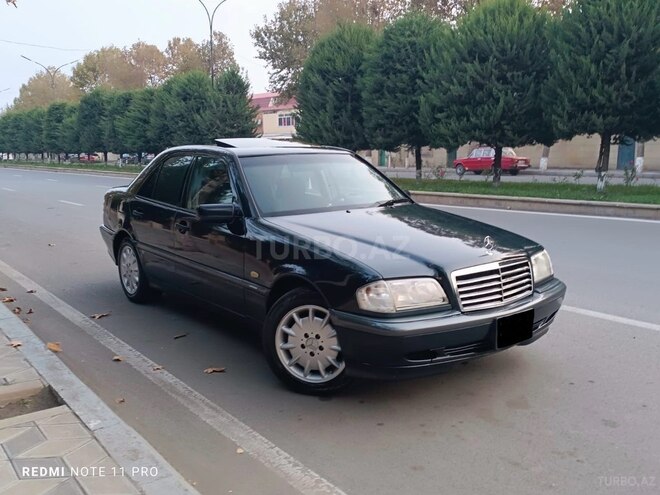 Mercedes C 200 1999, 360,000 km - 2.0 л - Beyləqan