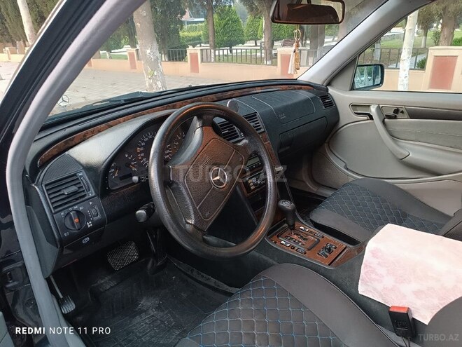 Mercedes C 200 1999, 360,000 km - 2.0 л - Beyləqan