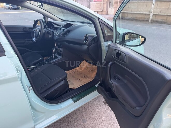Ford Fiesta 2017, 104,000 km - 1.0 l - Bakı