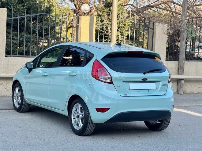 Ford Fiesta 2017, 104,000 km - 1.0 l - Bakı