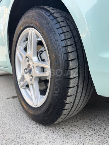 Ford Fiesta 2017, 104,000 km - 1.0 l - Bakı