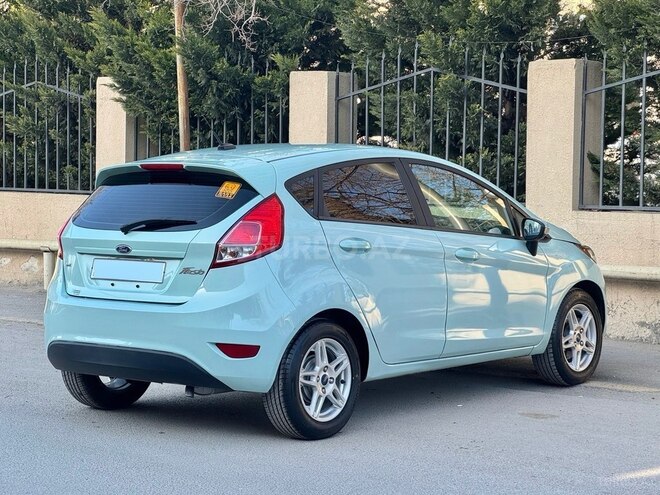 Ford Fiesta 2017, 104,000 km - 1.0 l - Bakı