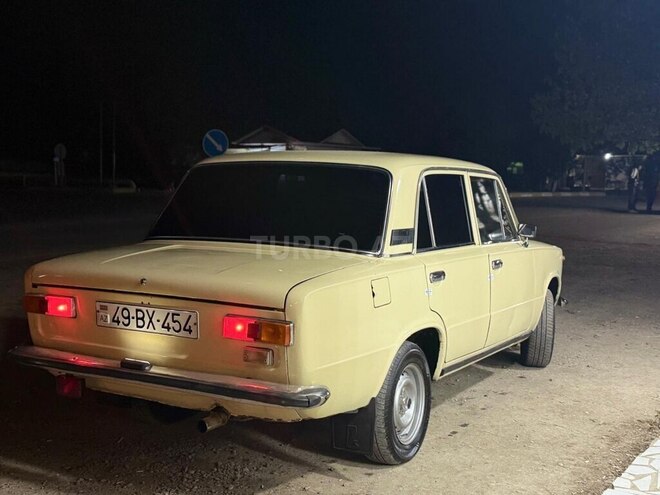LADA (VAZ) 21011 1979, 80,000 km - 1.3 l - Saatlı