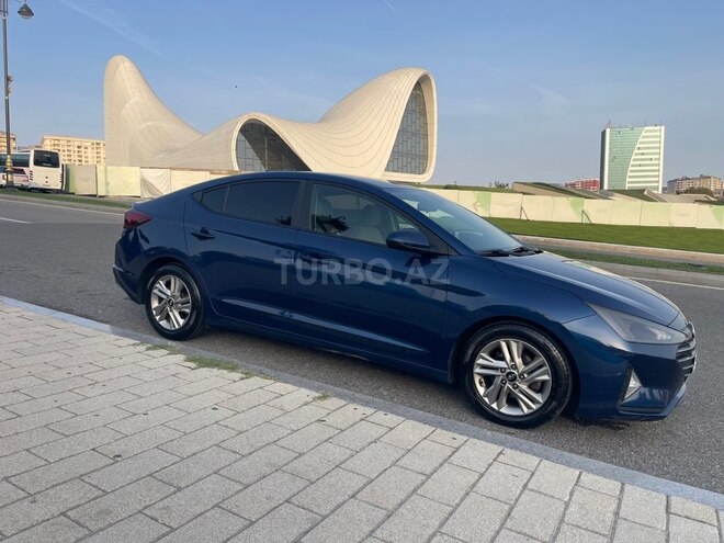 Hyundai Elantra 2019, 135,122 km - 2.0 l - Bakı
