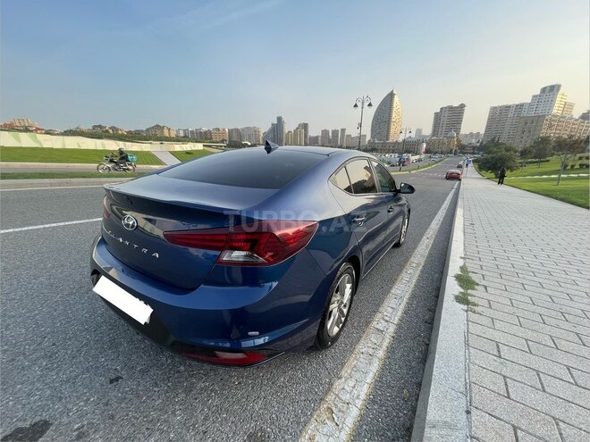 Hyundai Elantra 2019, 135,122 km - 2.0 l - Bakı