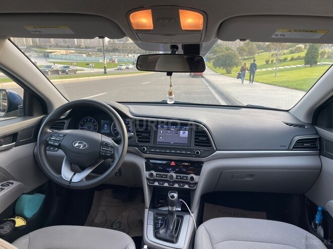 Hyundai Elantra 2019, 135,122 km - 2.0 l - Bakı
