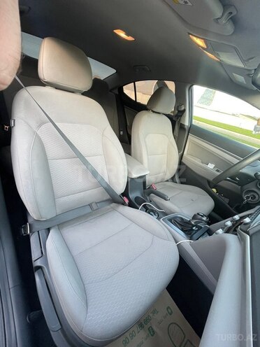 Hyundai Elantra 2019, 135,122 km - 2.0 l - Bakı