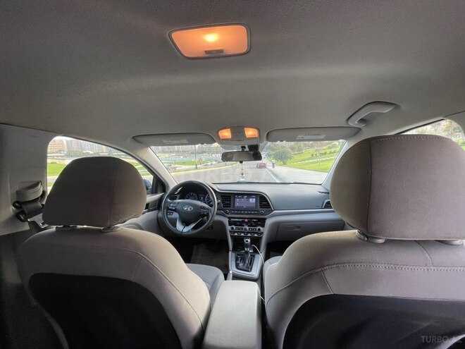 Hyundai Elantra 2019, 135,122 km - 2.0 l - Bakı