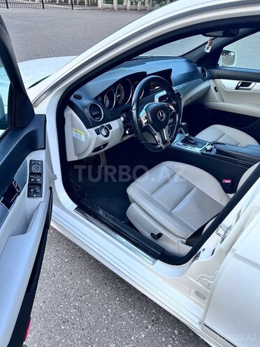 Mercedes C 250 2012, 244,000 km - 1.8 л - Sumqayıt