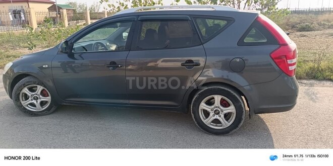 Kia  2008, 298,000 km - 1.4 l - Bakı