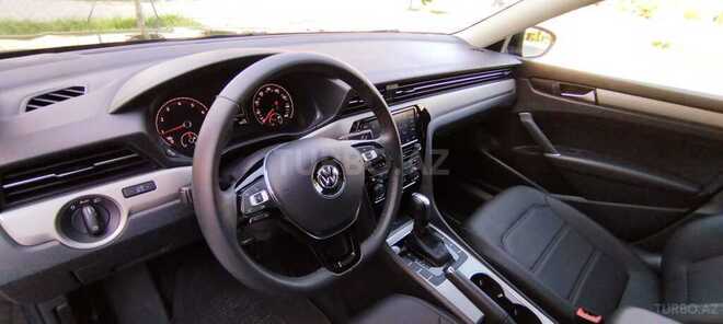 Volkswagen Passat 2021, 51,700 km - 2.0 l - Bakı