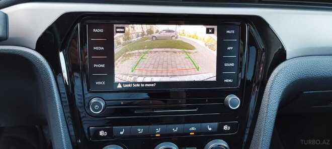 Volkswagen Passat 2021, 51,700 km - 2.0 l - Bakı