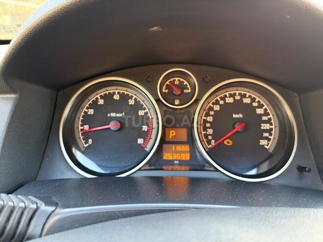 Opel Astra 2005, 260,000 km - 1.8 l - Bakı