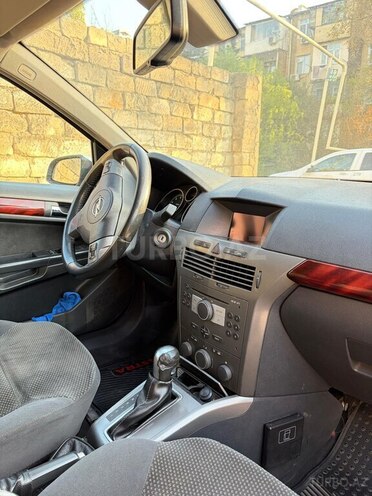 Opel Astra 2005, 260,000 km - 1.8 l - Bakı
