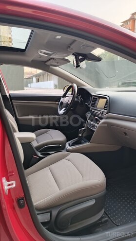 Hyundai Elantra 2019, 55,500 km - 2.0 l - Bakı