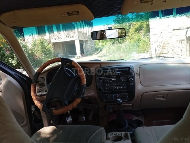 Ford Explorer 1997, 100,000 km - 4.0 л - Naxçıvan