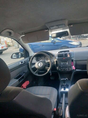 Volkswagen Polo 2005, 244,000 km - 1.4 l - Bakı