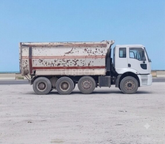 Ford Cargo 2006, 300,000 km - 7.5 л - Bakı