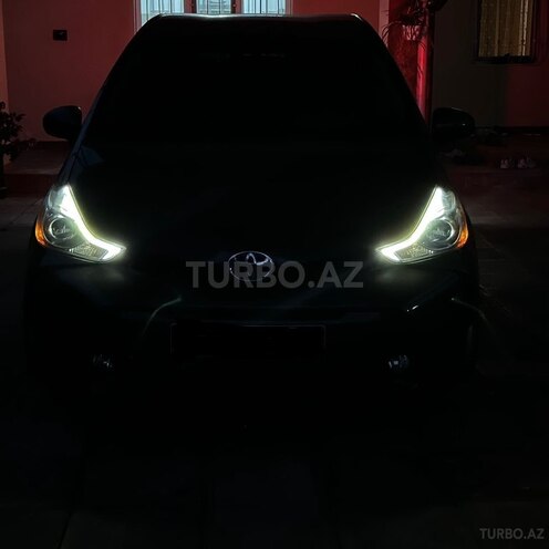 Toyota Prius V 2016, 160,000 km - 1.8 l - Bakı