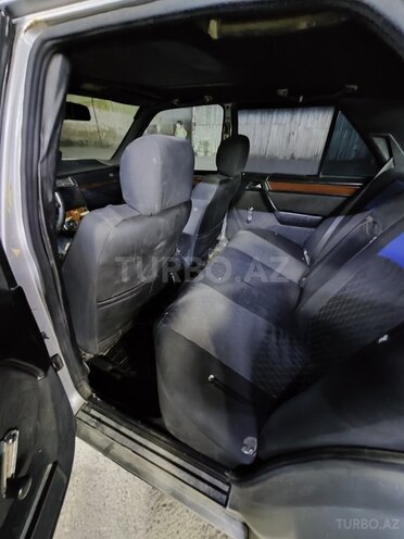 Mercedes E 220 1994, 446,620 km - 2.2 л - Bakı