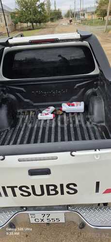 Mitsubishi L200 2016, 300,000 km - 2.5 l - Şirvan