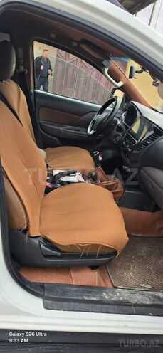 Mitsubishi L200 2016, 300,000 km - 2.5 l - Şirvan