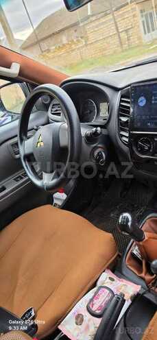 Mitsubishi L200 2016, 300,000 km - 2.5 l - Şirvan