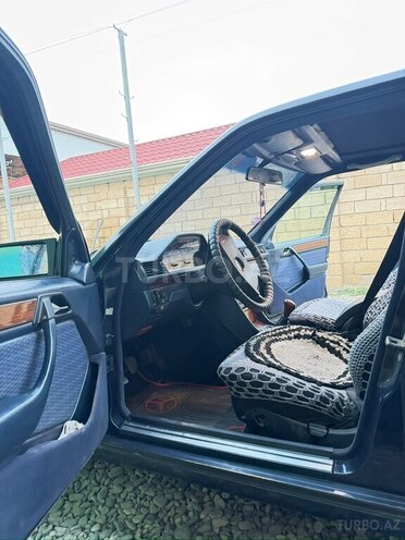 Mercedes 200 E 1991, 428,000 km - 2.0 l - Bakı