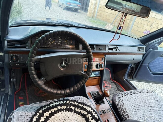 Mercedes 200 E 1991, 428,000 km - 2.0 l - Bakı