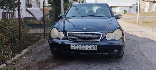 Mercedes C 200 2000, 423,000 km - 2.0 л - Oğuz